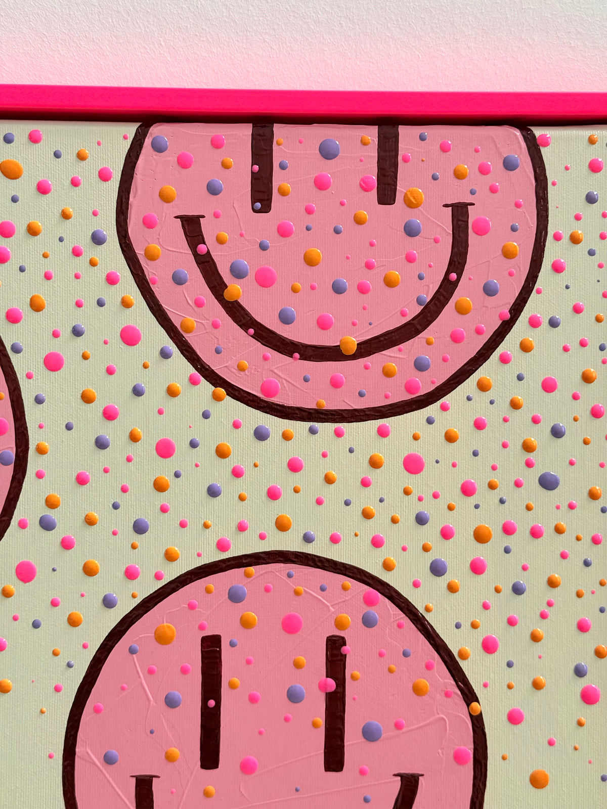 „HAPPY #29“ – rosa Happy-Face Acrylbild im neonpinken Rahmen (verkauft)